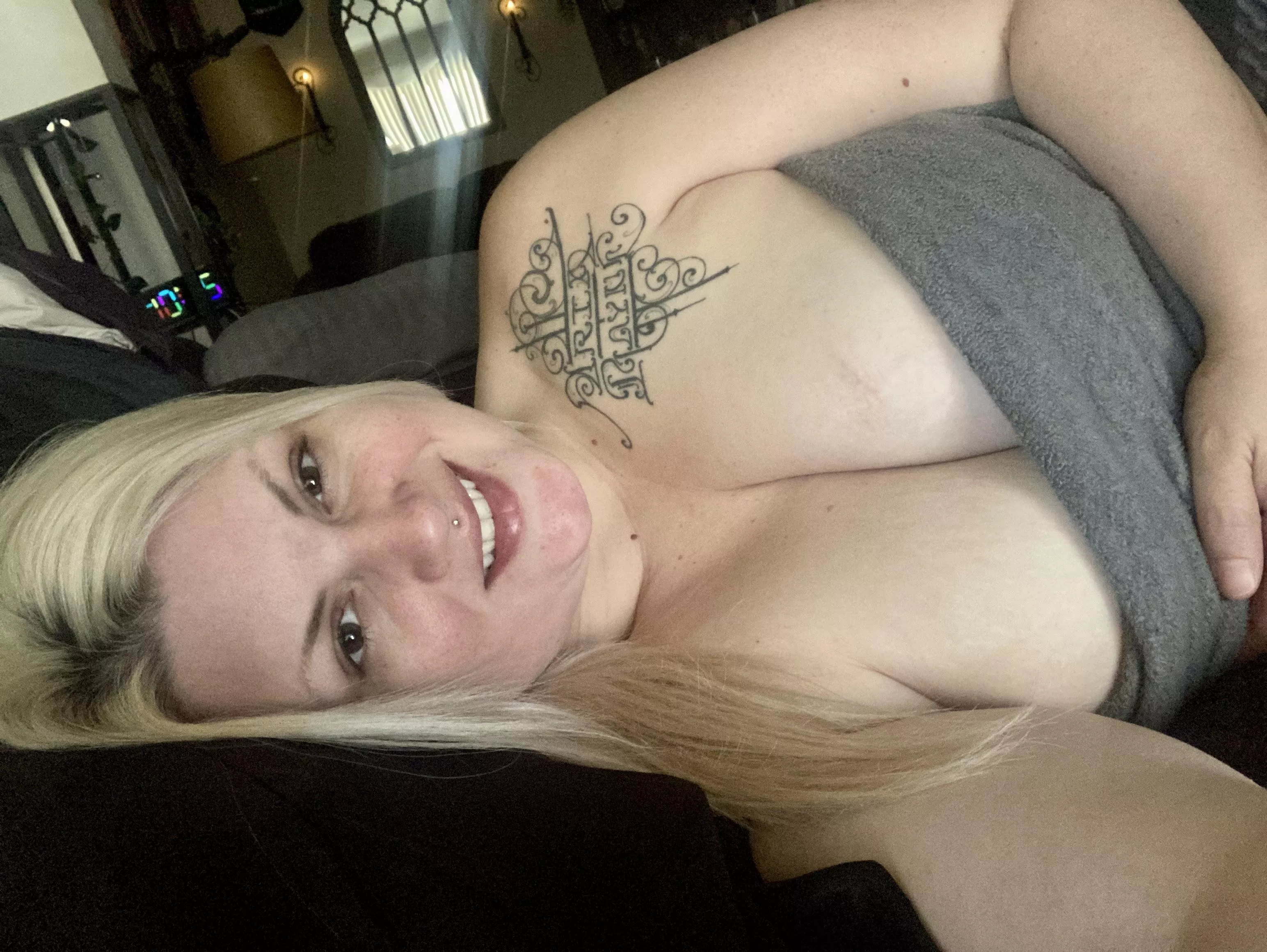 Good morning from me and my natural DD’s! posted by Belflock