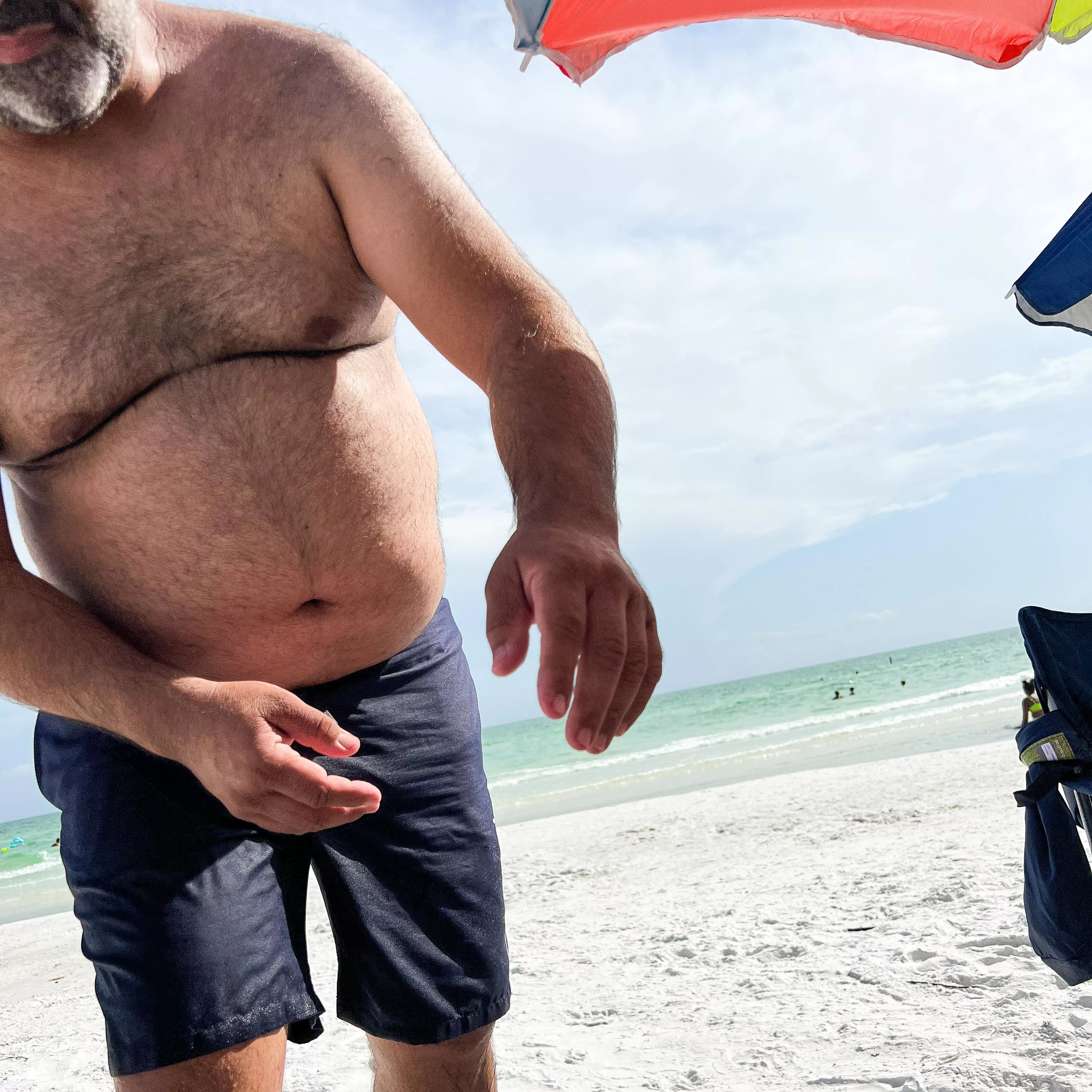 Hey, grab a beer for Daddy posted by truckerlorenzo