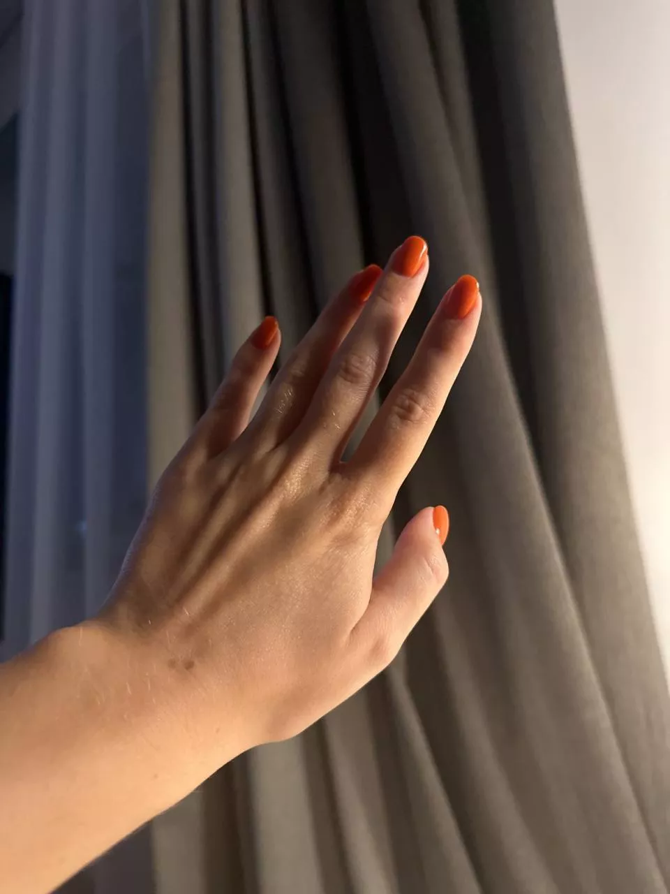 i know you will like to play with my nails posted by strungdelorme