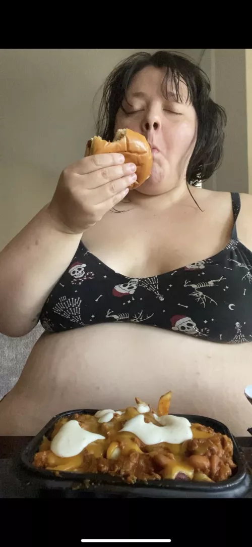 I love food so much by xnikkixhorrorx