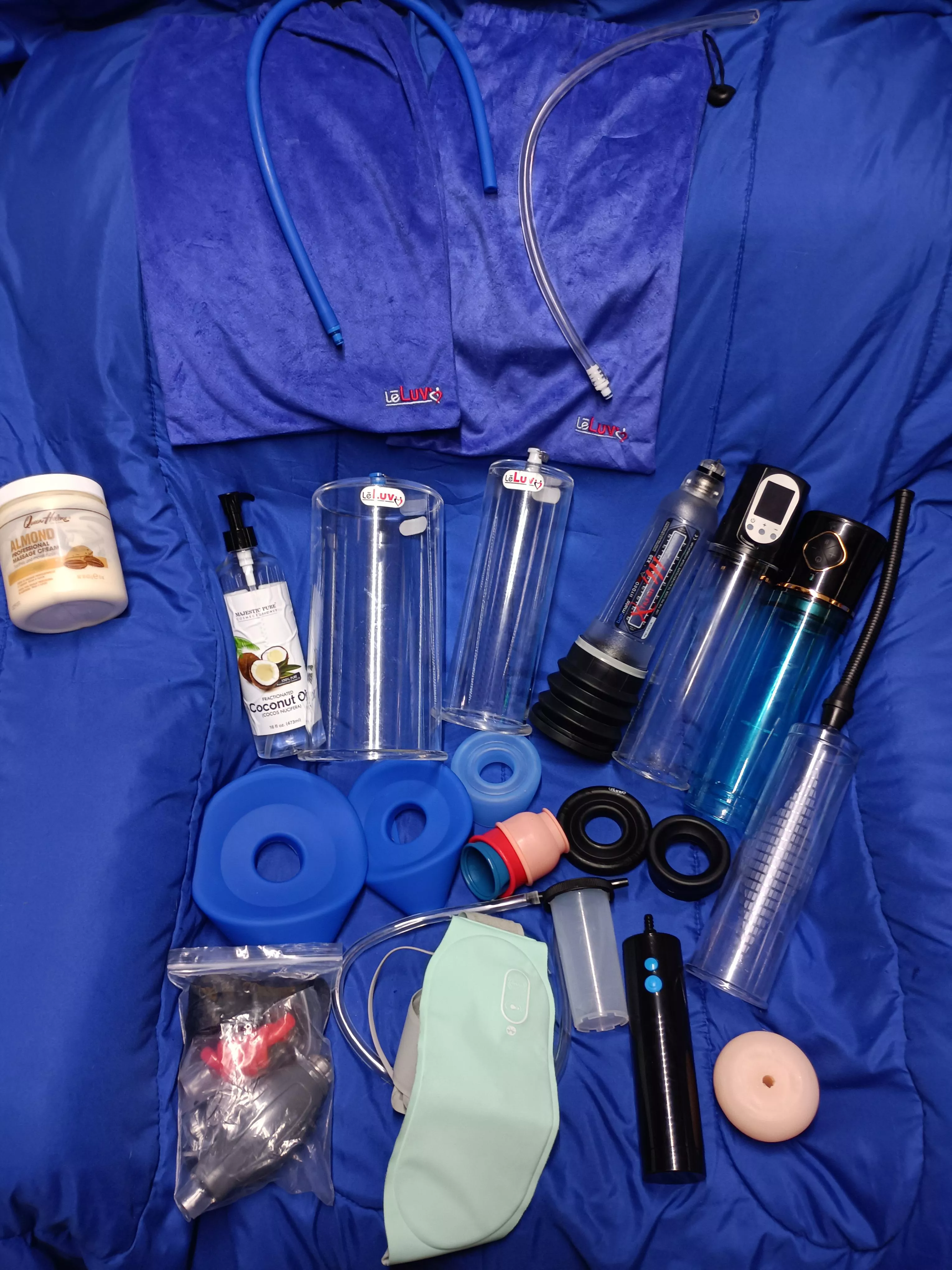 Is this a sign of an addition? posted by Pyramid-World