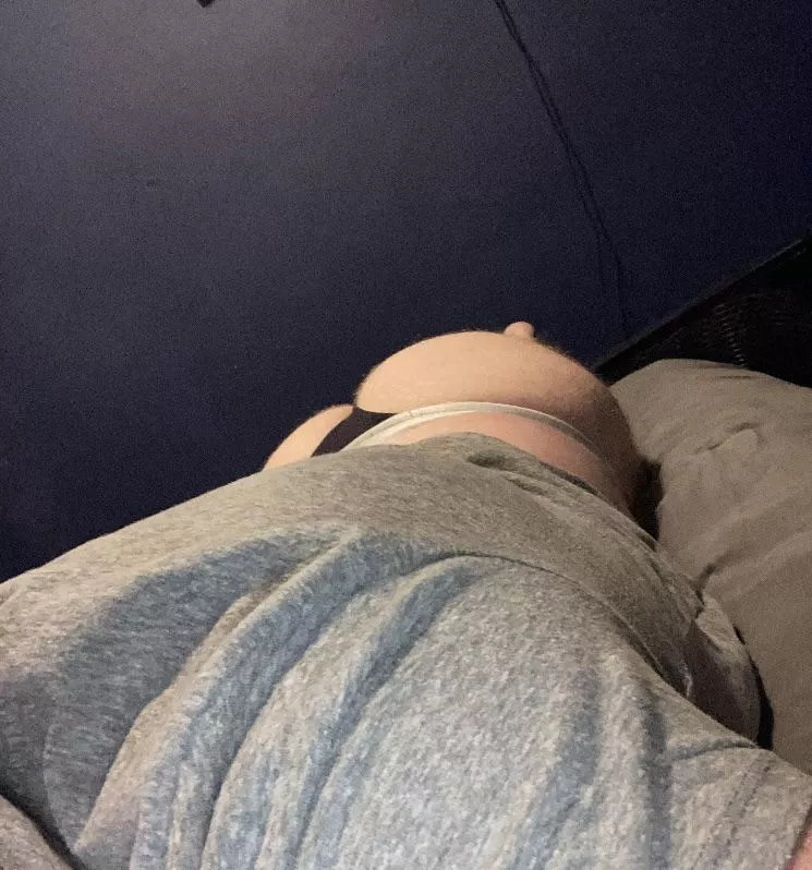 Lounging! posted by Heythere1980