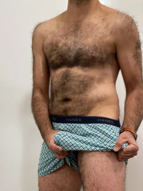 My balls have sagged really well over years of wearing loose boxer shorts, I’m basically freeballing. by love4green20