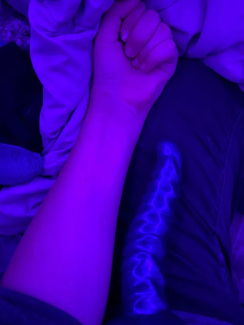 My very first dildo :) by Girl_in_the_robot