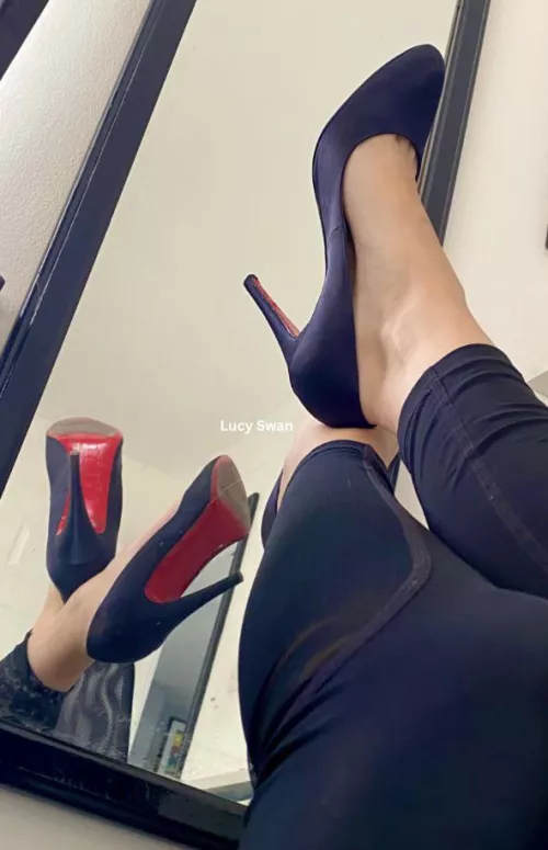 Ready for you 😈 by PersimmonMother5868