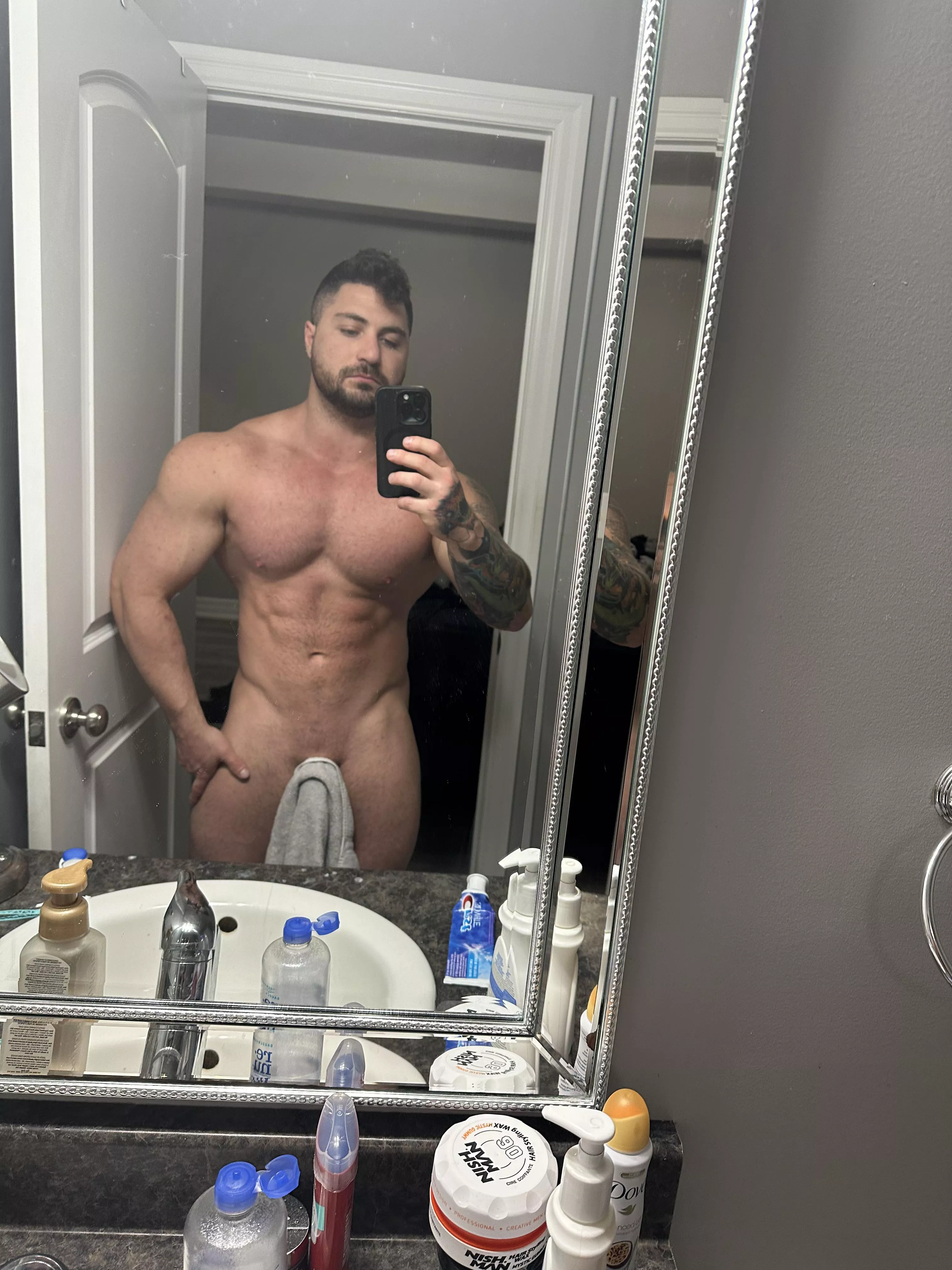 That bed head tho posted by Averagejoe_fit