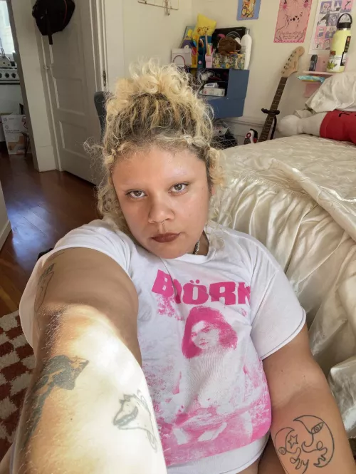 trying to chat with weirdos by verycherry999