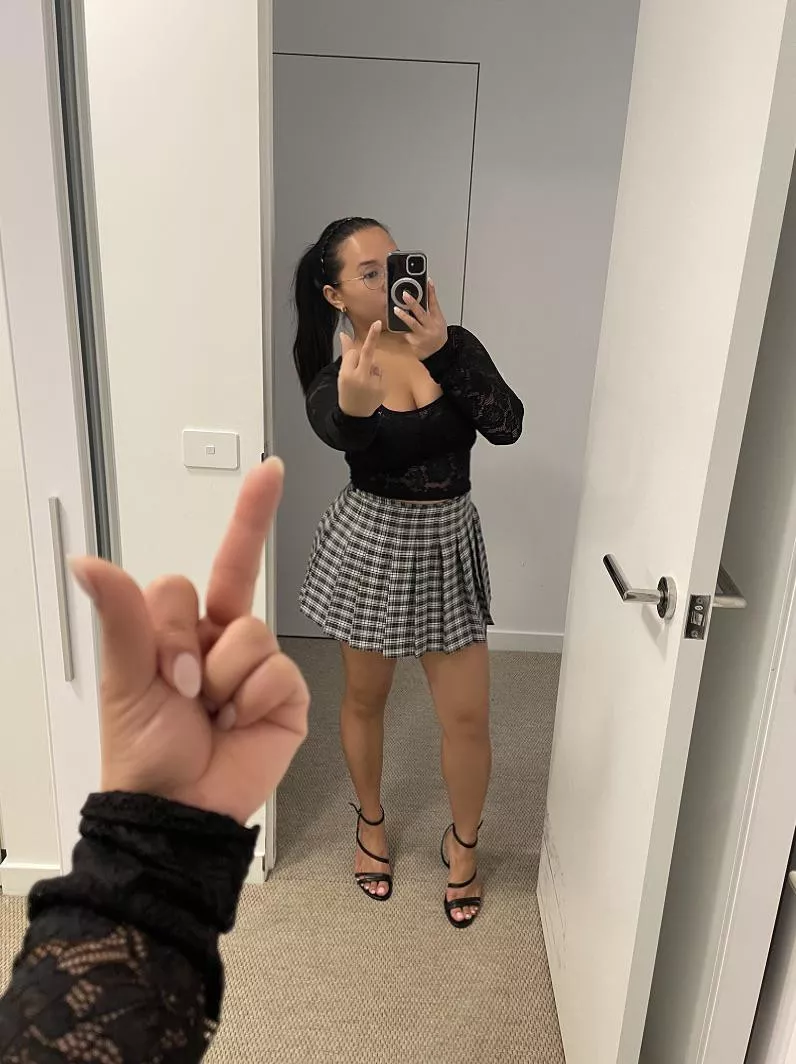 Want to be bullied and humiliated by your Asian high school crush? [vid] [pic] [rate] [fet] [sext] [gfe] posted by Ok_Pen1633