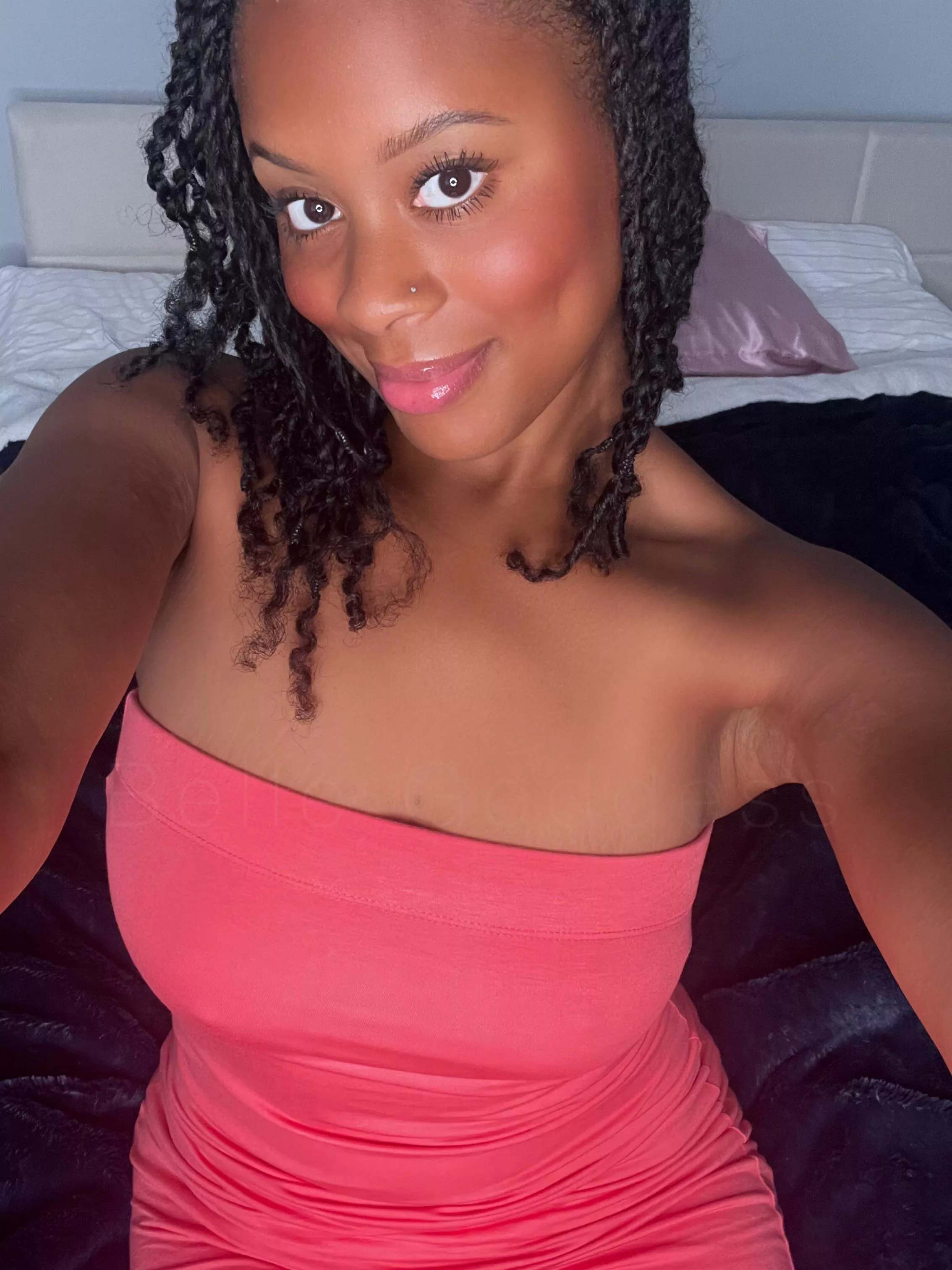 Would you cum on my face posted by bellegoddesss