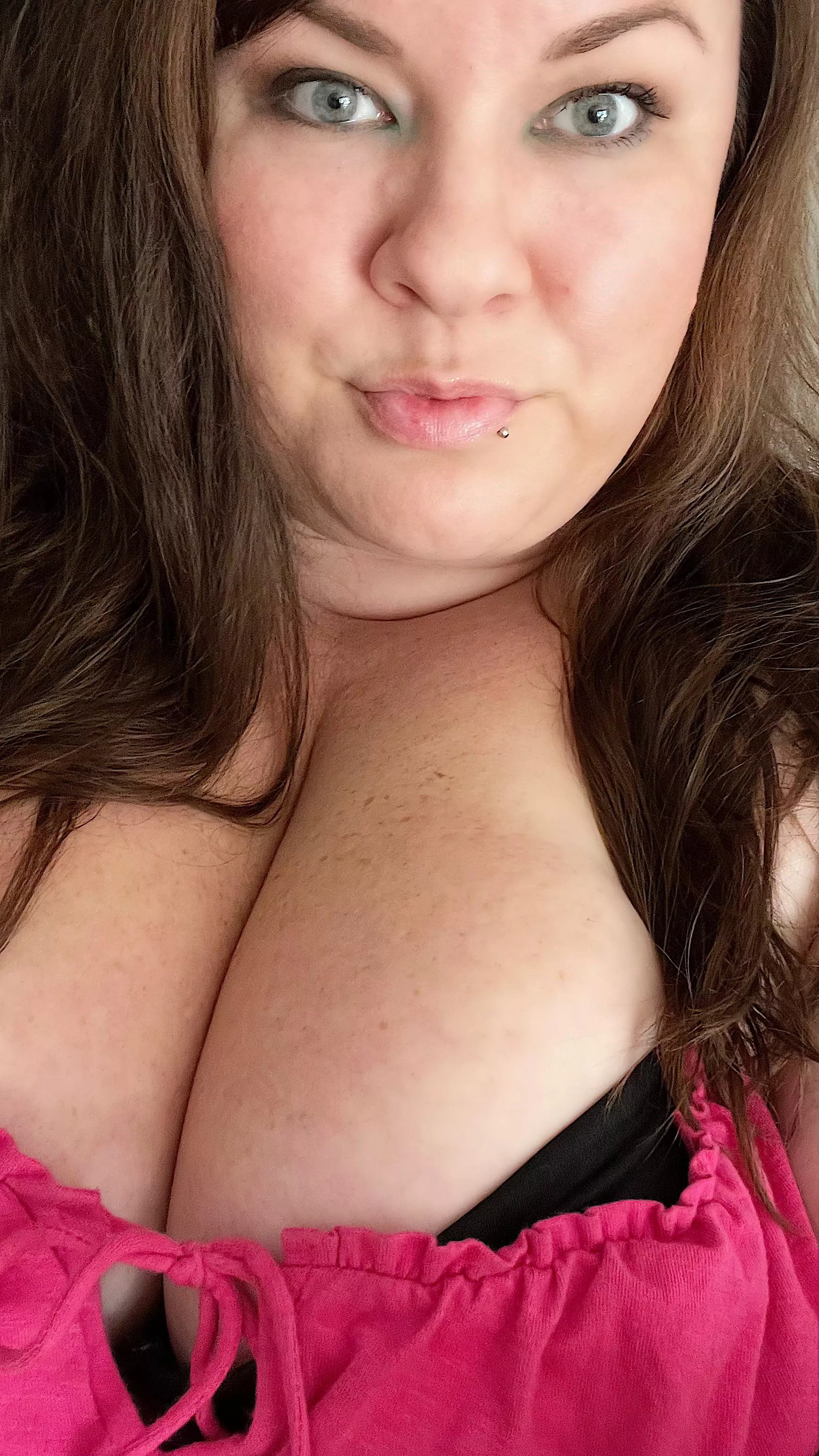 Would you introduce me to your friends? posted by blessedbabygirl