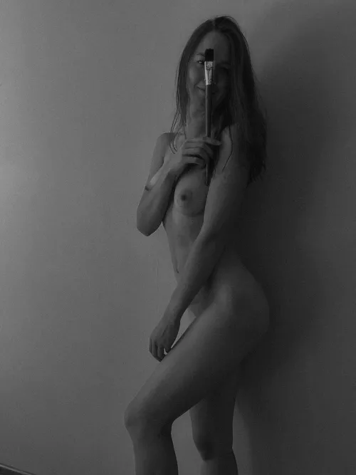 You keep the clothes on and the painter is going to be naked by qpassionfruit