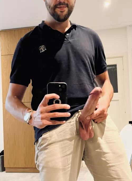 Hard to contain 🙈 by ptasotom