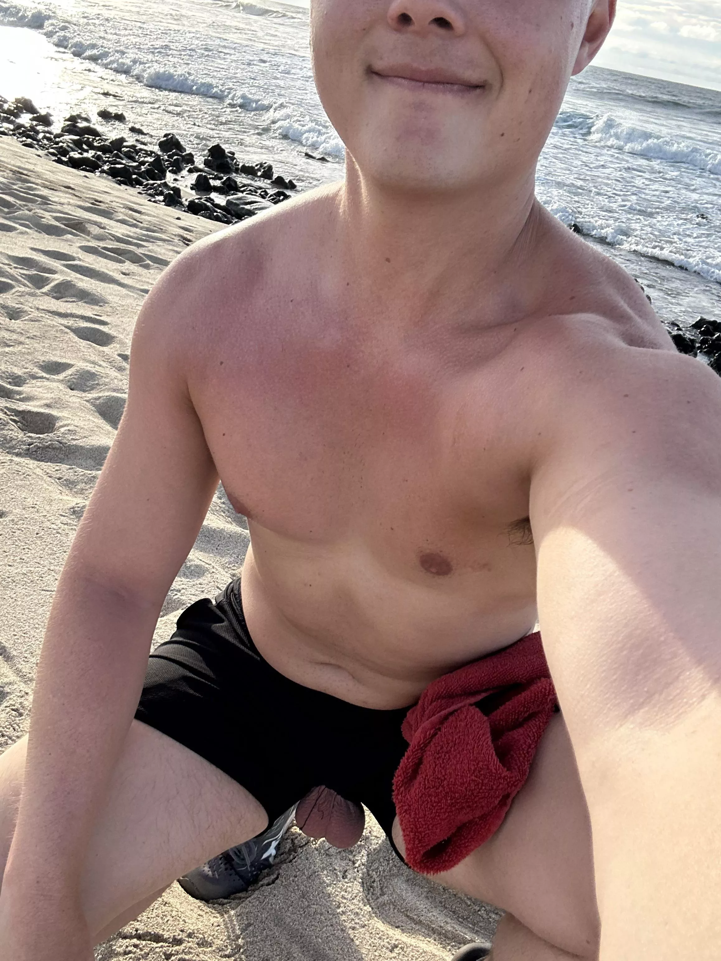 Anyone up for a run on the beach with me? posted by Single-Difference-93