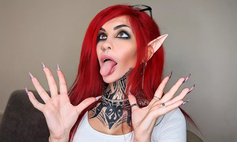 Can I be your anime waifu? by Vampandbeauty