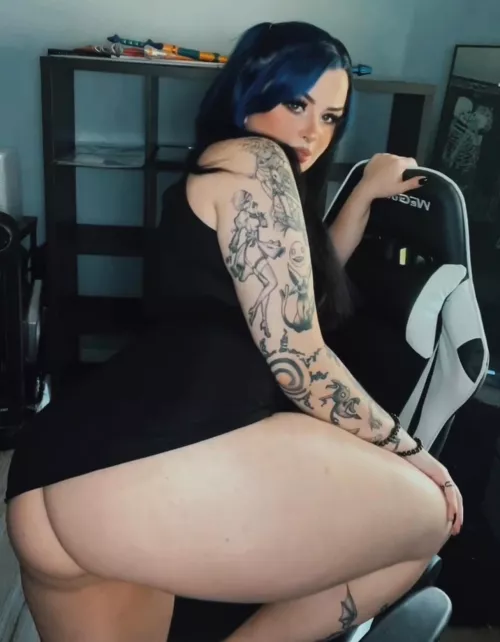 Can I sit on you while I play? by NOMADTVS