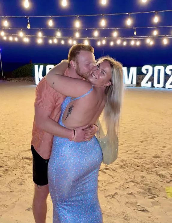 F/M Couple(25,27) Hubby is very into QOS and Seeing white woman getting blacked. Wifey is just happy he accepts the fact I want Big Black Cock. We love to chat ! posted by bulgeandbooty