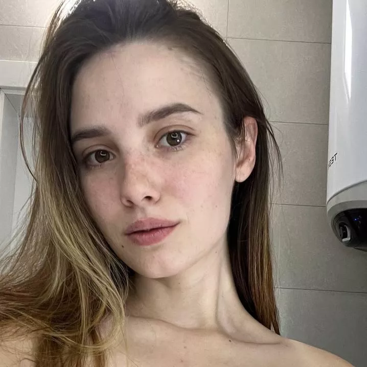 Good morning freckle lovers 😘 posted by enormous_finicky