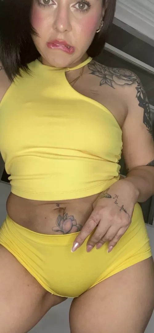 I can't decide what my favorite curve on my body is by SnivelingToad