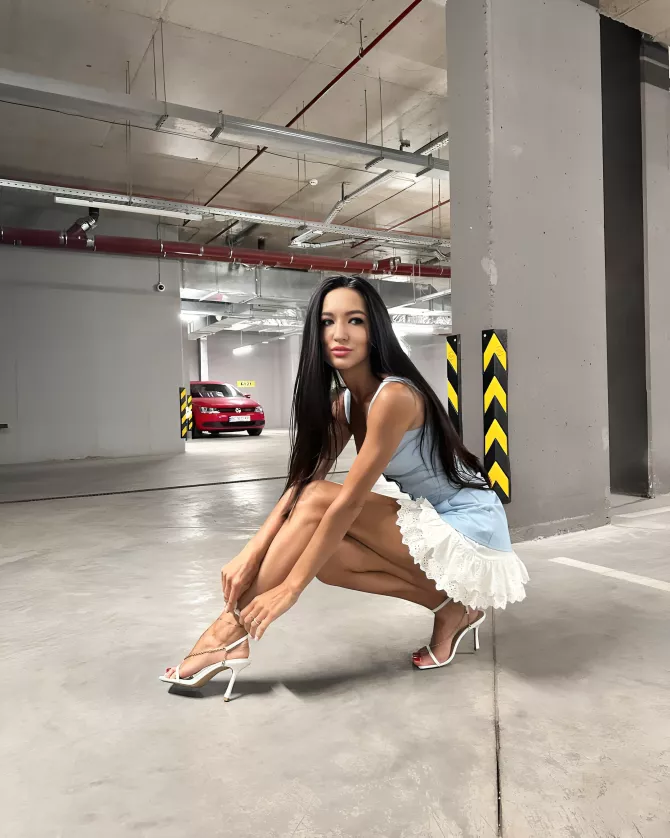 I prefer not to hide the beauty of my feet posted by anabellabella72