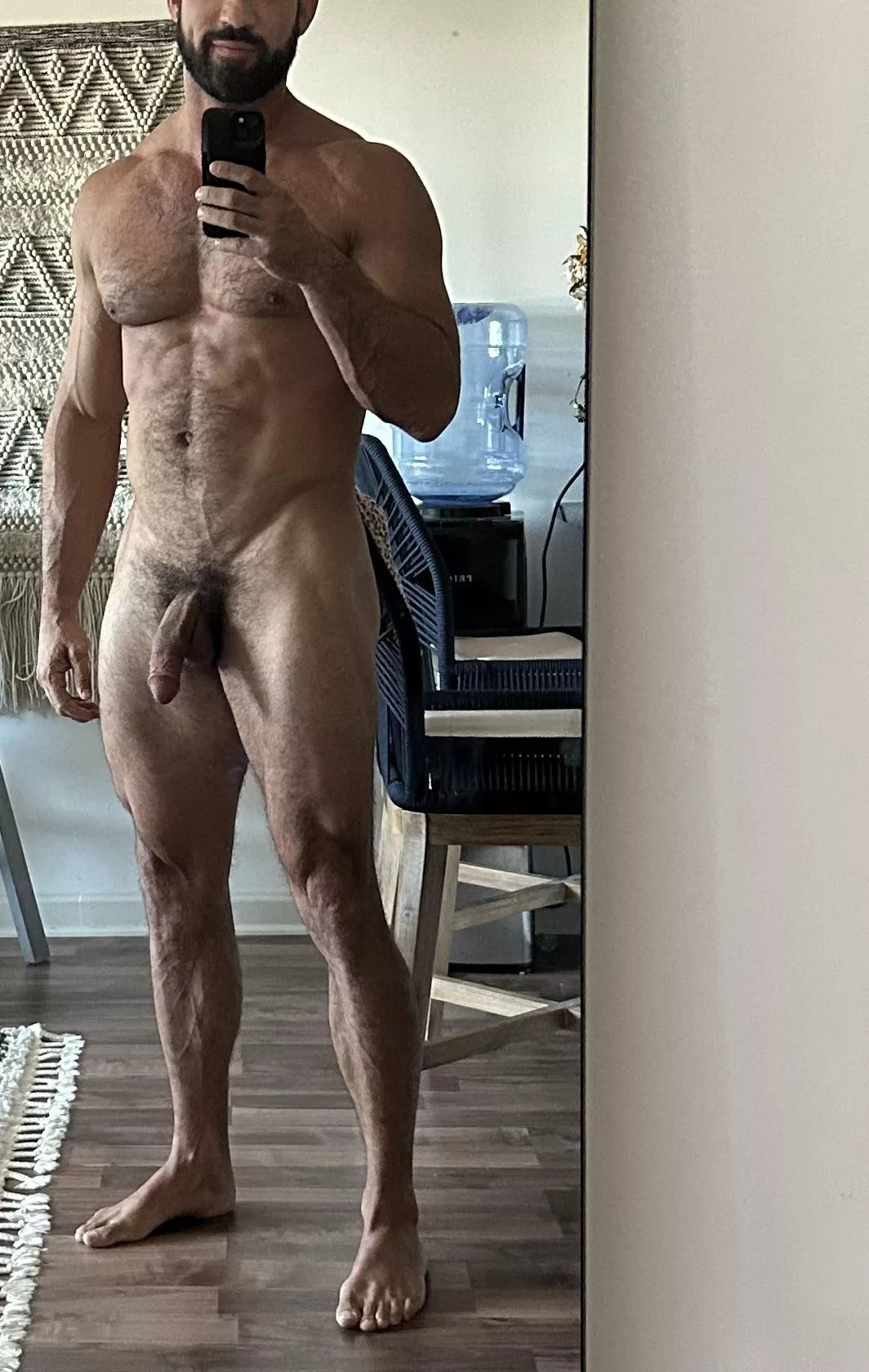 Just hangin around posted by phlguy86