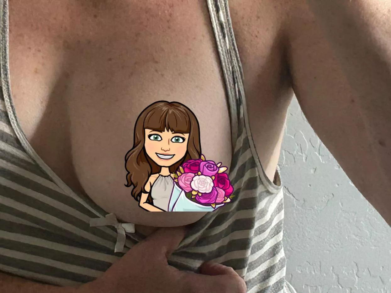 Just out of the shower and can stay in my pajamas all day. posted by Midwestcutie312