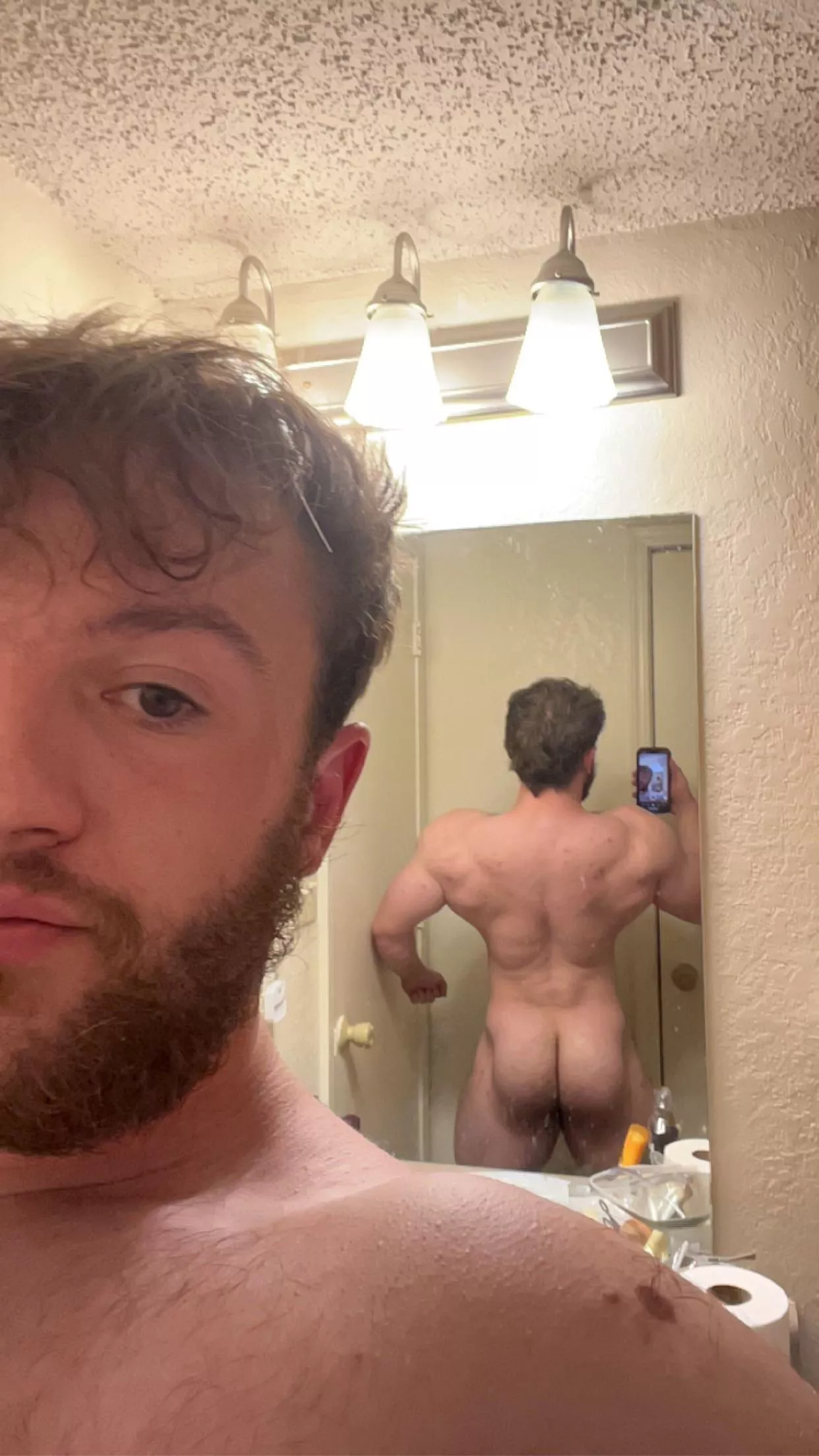 Kiss or smack posted by Musclestud101