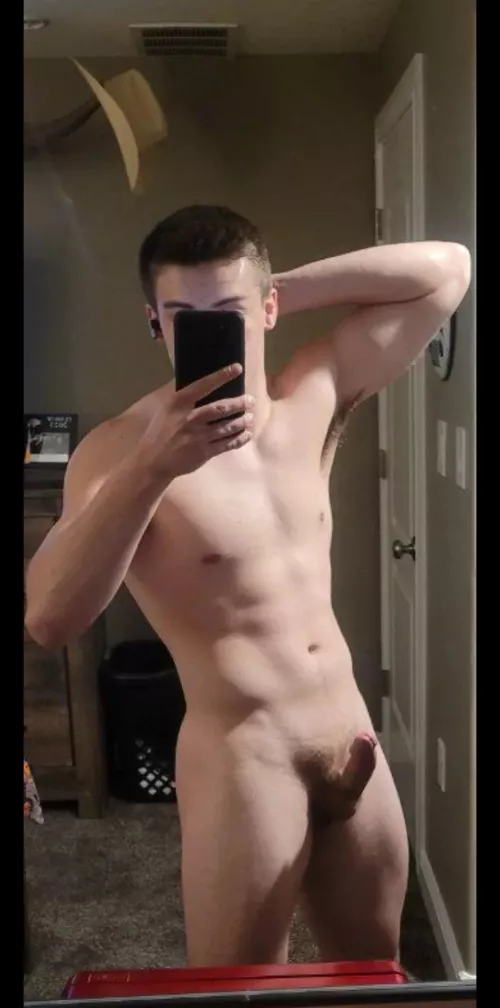 Ladies what do you think of this 20 year old college stud? by sscp03