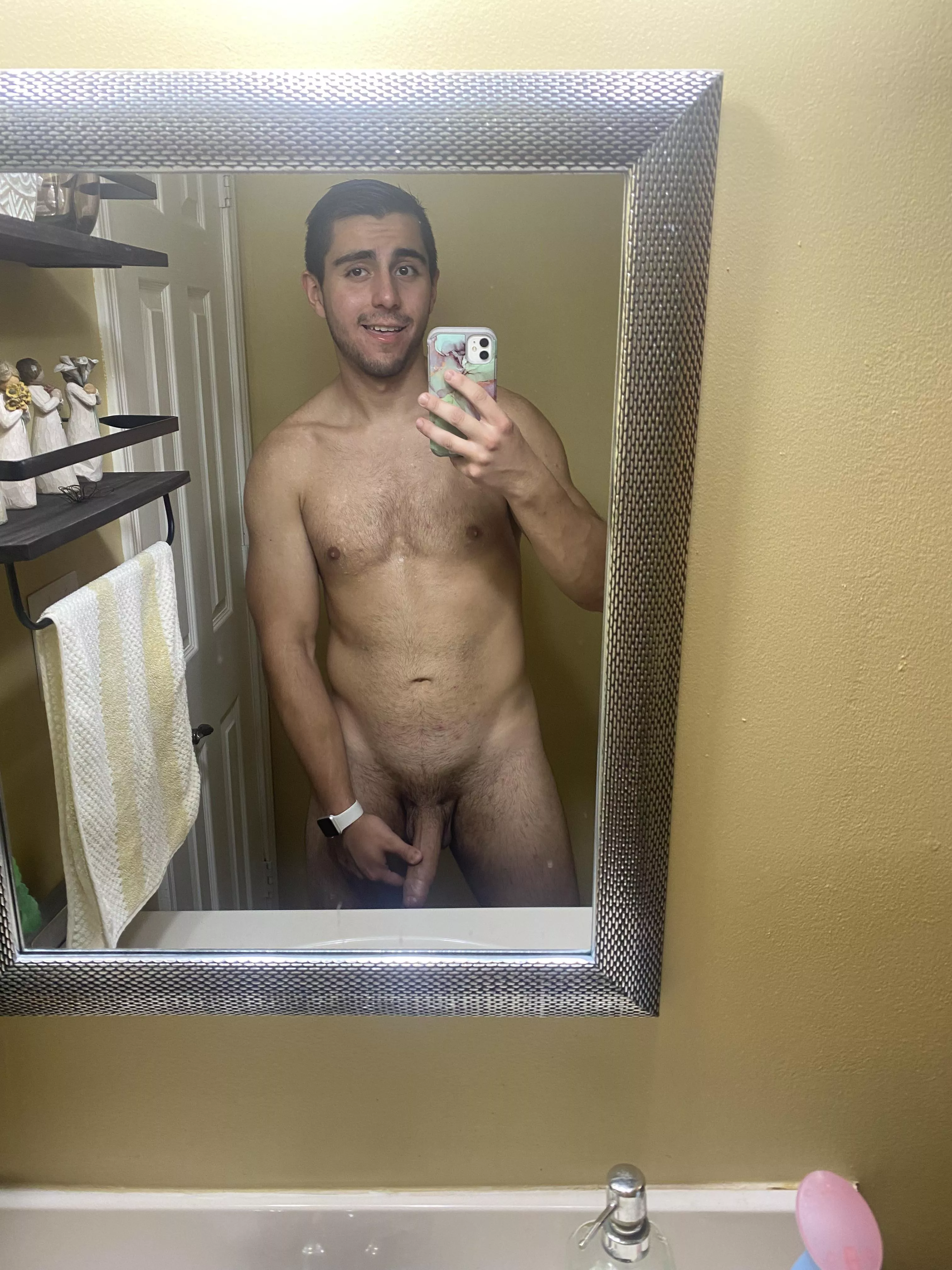 My v lines 😏 posted by Rmon_34