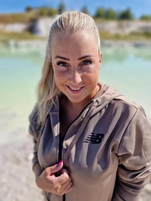 Nice day to all by Kattie-Meluanie