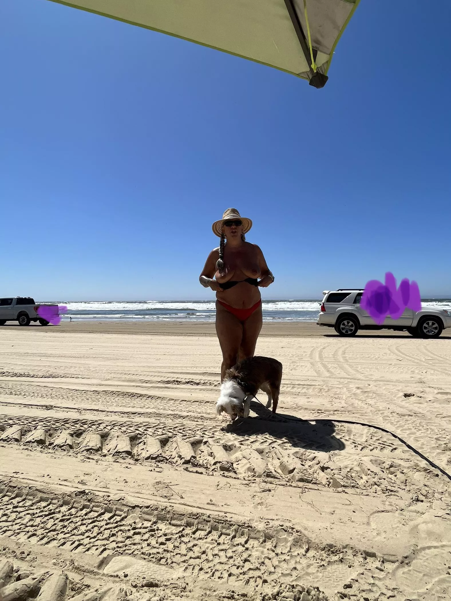 She flashes them everywhere these days 😝 posted by naked7171