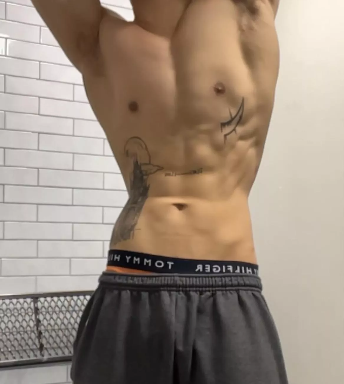 The waist of a slut posted by Hi314159