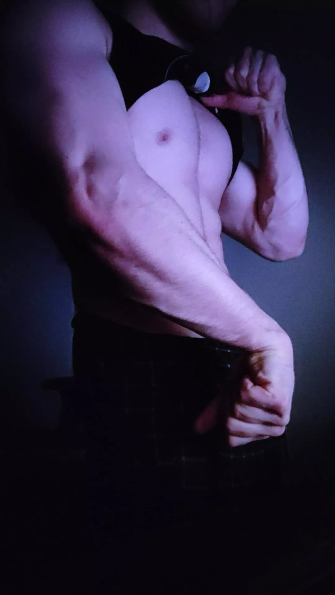 Trace the veins with your tongue posted by AlexAffinityX