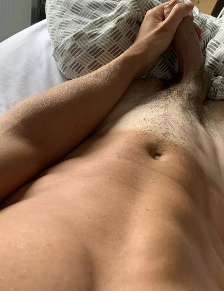 20 uk looking fit verbal lads who send face uk preferably add joesmith19704 posted by Affectionate_Pie8882