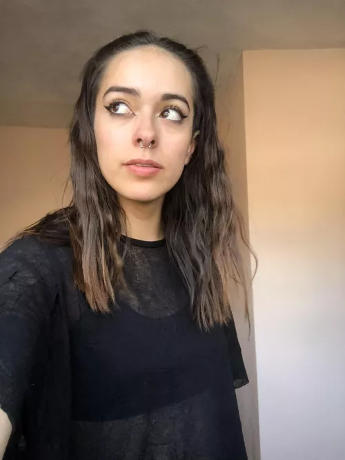 Anel [19F] by GruesomeAscent