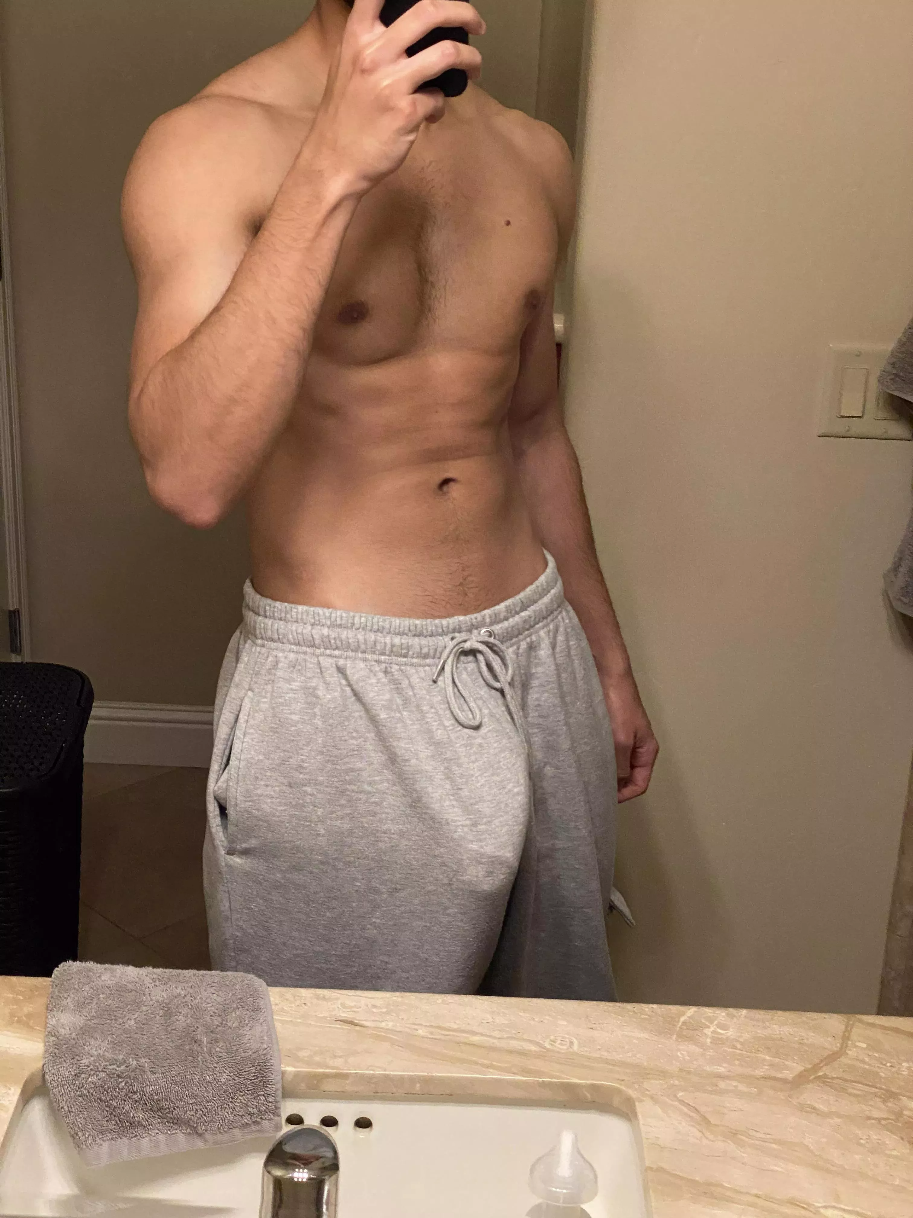 Anyone into hung skinny guys? posted by kovenfree1