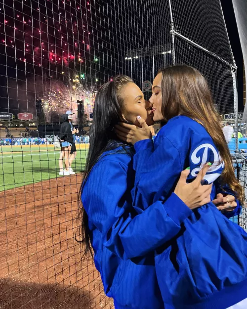 Ballgame love by HonestRunner