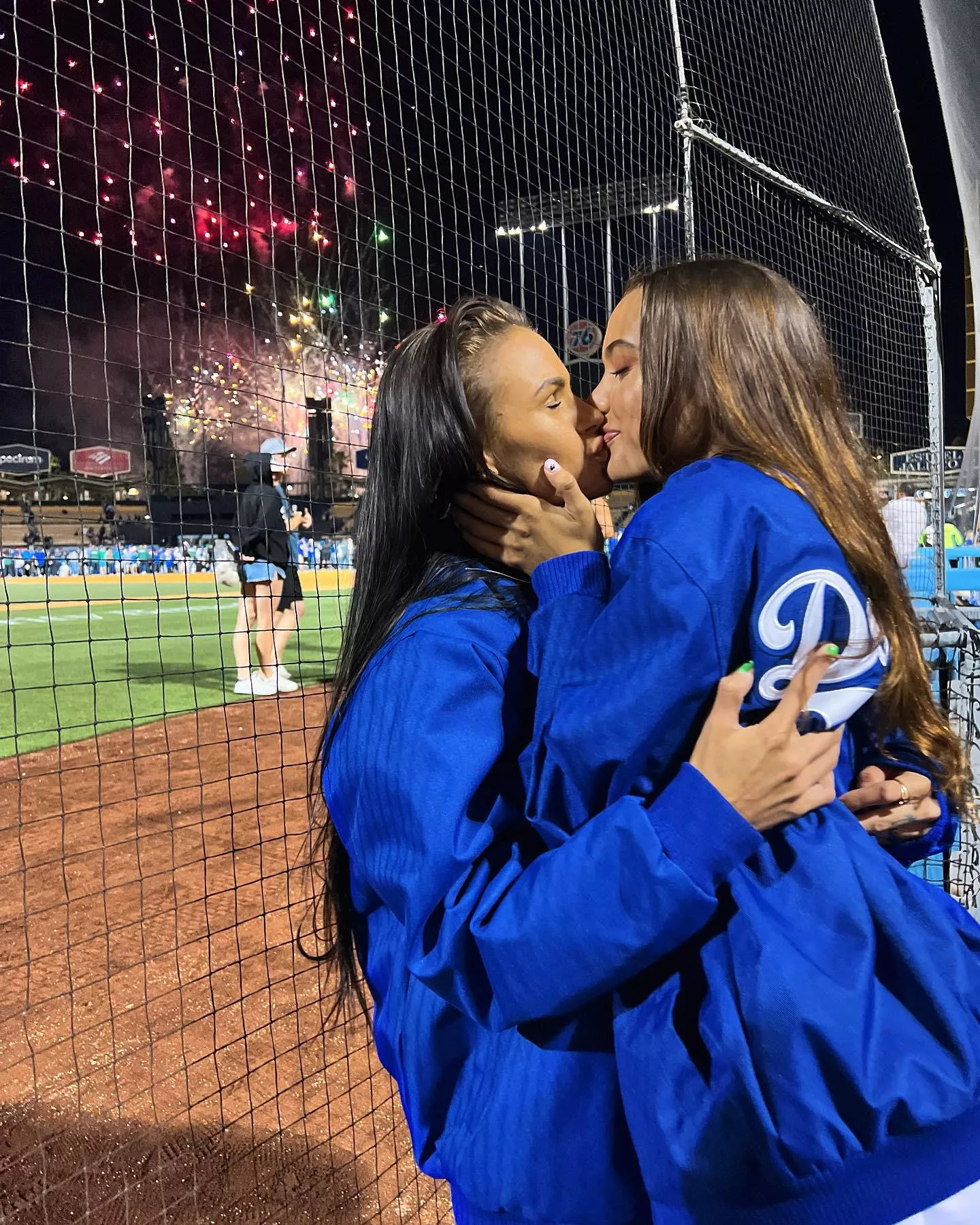 Ballgame love posted by HonestRunner