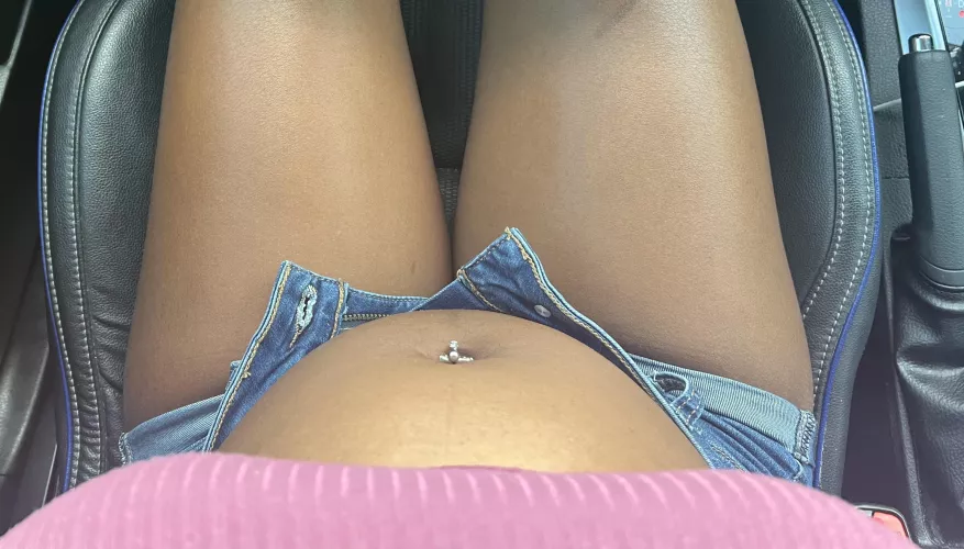 belly and thighs are getting bigger 🥵 need them to keep growing 😩 by Lovelymochax