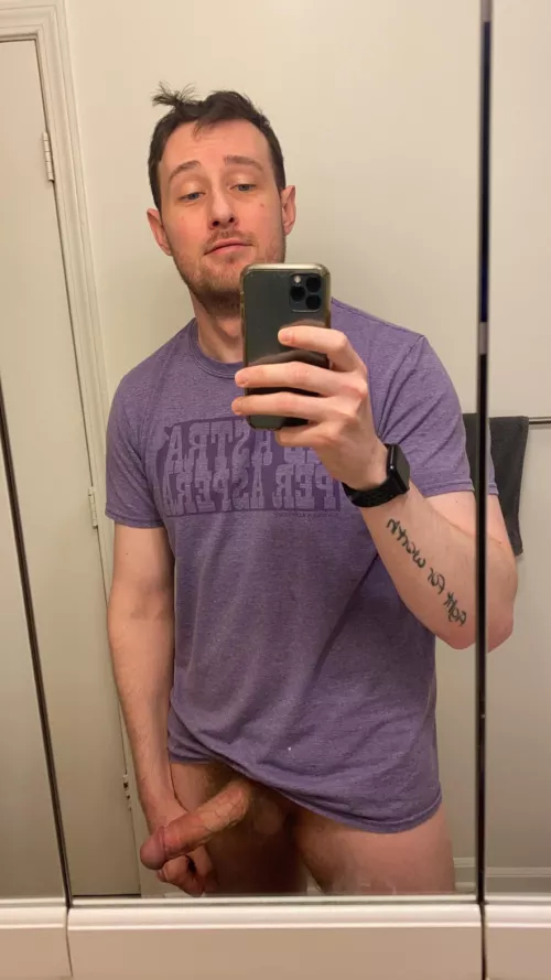 Bet you didn’t even notice my bed head, did you? by Tat246squared