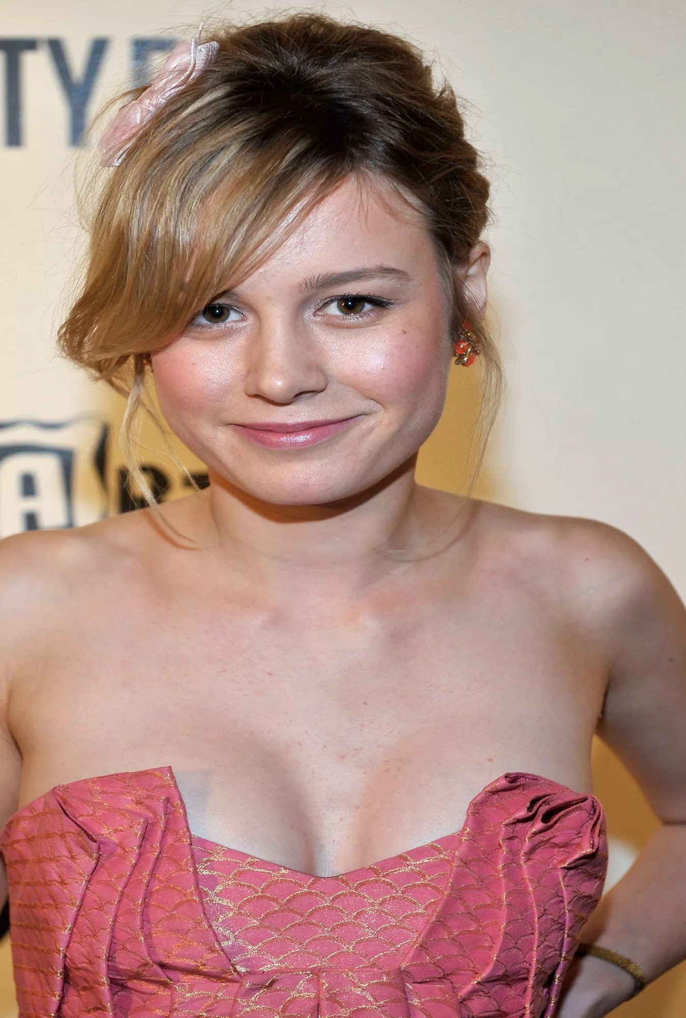 Brie Larson posted by chuffedXenophon