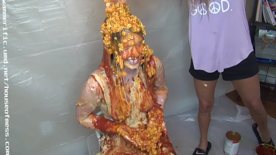 Dixie getting a HUGE amount of spaghetti-os dumped on her by _Anonymous_Account_