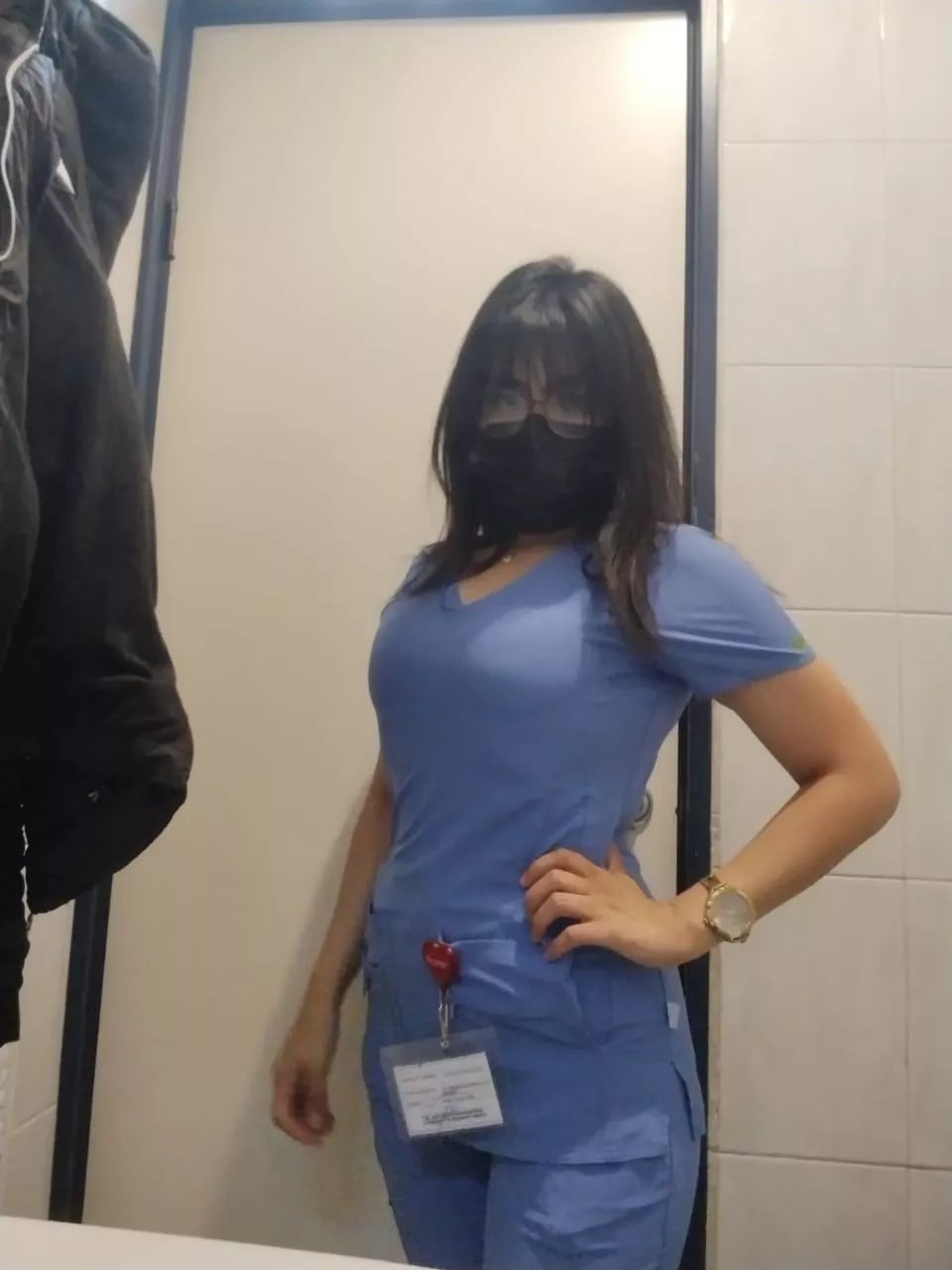 Do I look sexy? posted by cardiobsy