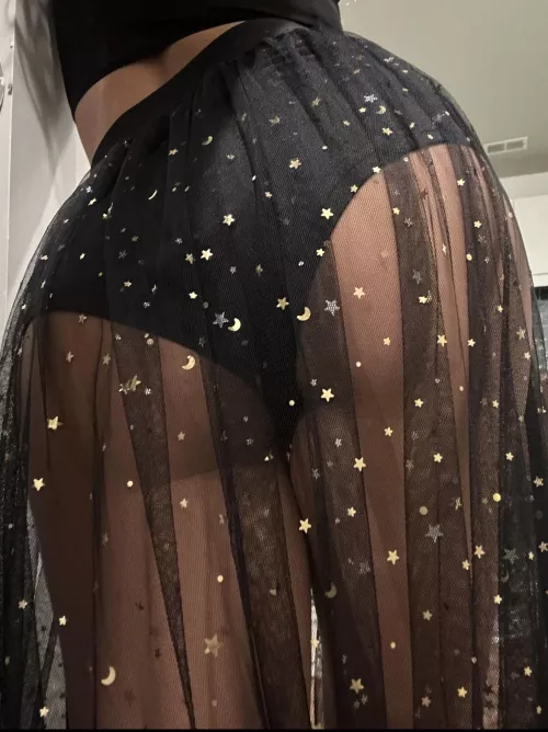 Does my wife have a nice butt? by ilikeyourbutt34