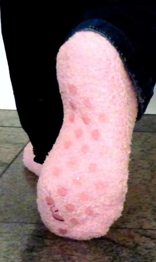 Fluffy socks by misskatefeet