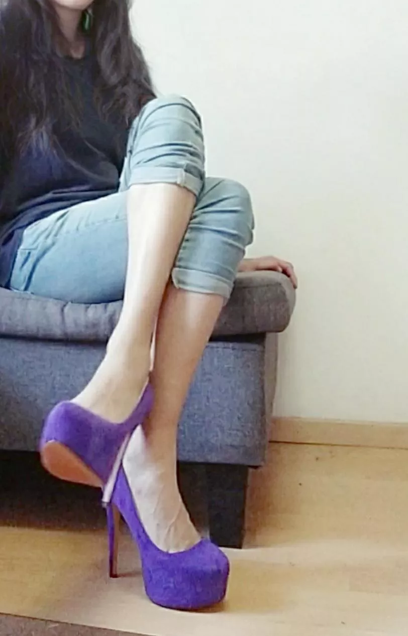 I enjoy wearing this pair a lot 💕 (oc) f 28 posted by soldaderyan