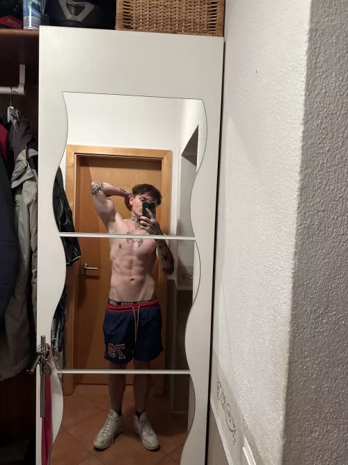 im so hrny by imraezify