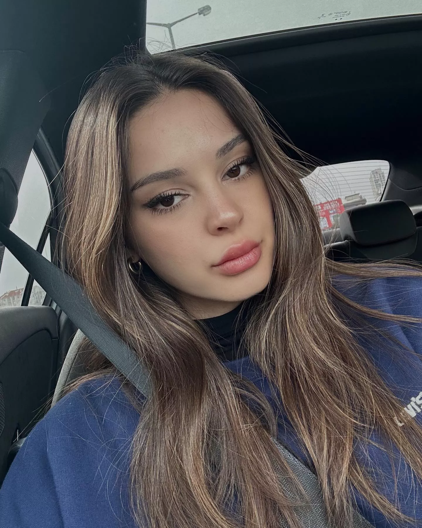 Lale Onuk posted by Slow_Ant_1409