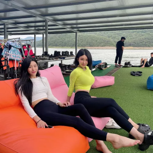 Long and short hair by Majestic_Painter8660