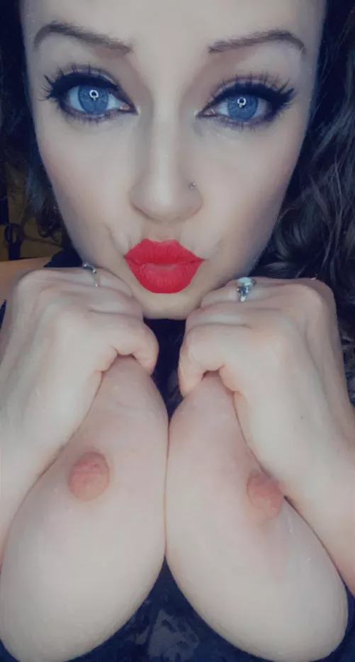 Make them bounce (f) by Old_Paramedic4026