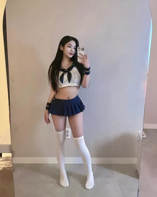 Microskirt by Majestic_Painter8660